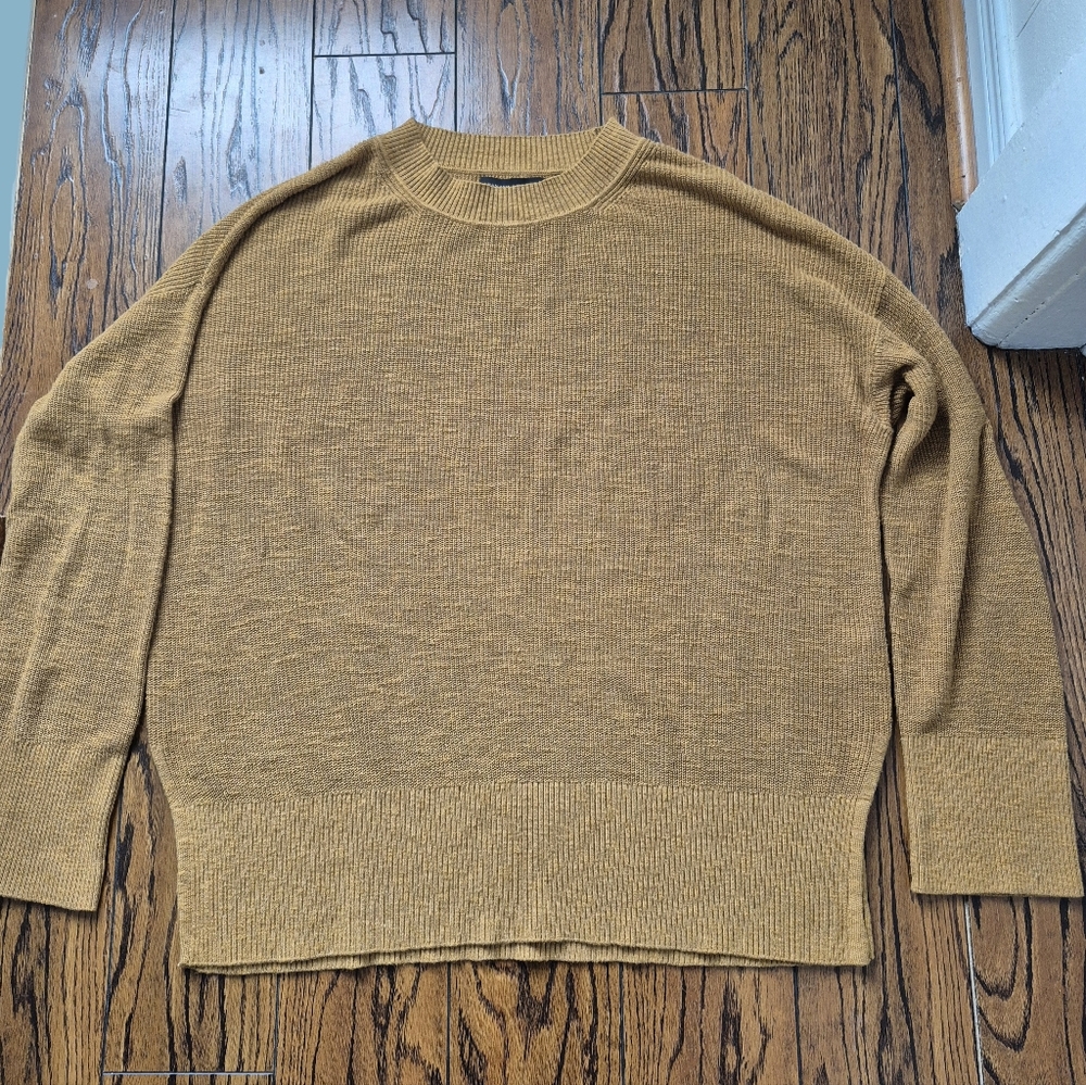 L Banana Republic Sweater Large